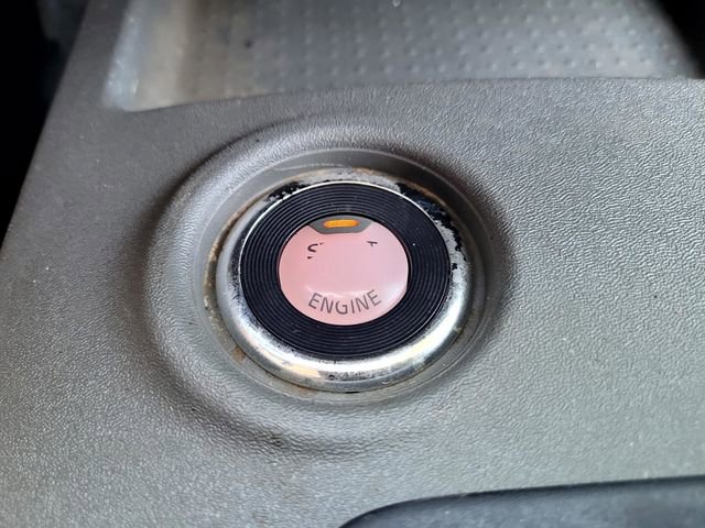Used 2020 Nissan Frontier S image 17