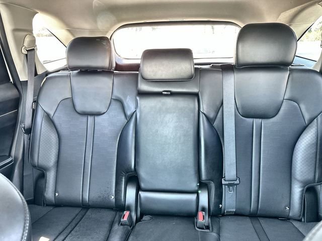 Used 2024 Kia Sorento S FWD image 26