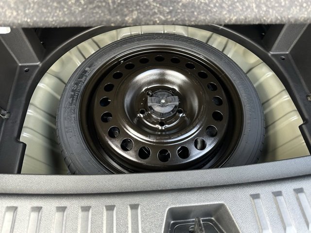 New 2026 Chevrolet Equinox RS w/ LPO, Floor Liner Package image 21