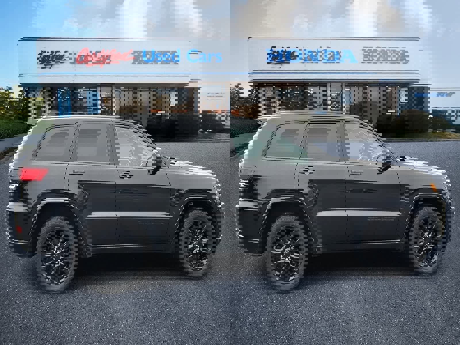 Used 2020 Jeep Grand Cherokee Altitude image 6