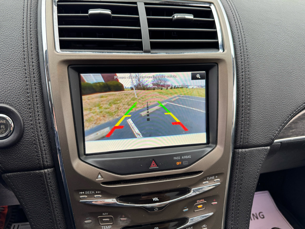 Used 2011 Lincoln MKX AWD w/ 102A Rapid Spec Order Code image 37