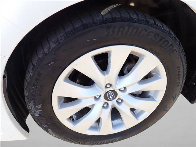 Used 2015 Subaru Legacy 2.5i Premium AWD/4WD image 7