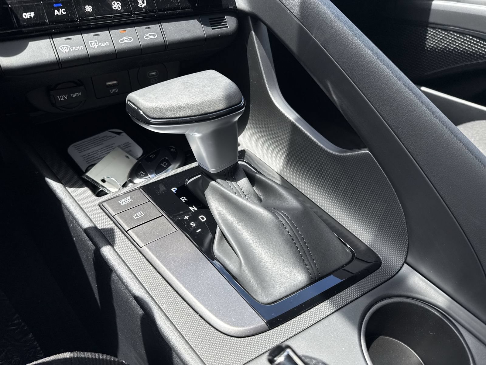 New 2026 Hyundai Elantra Sport FWD image 21