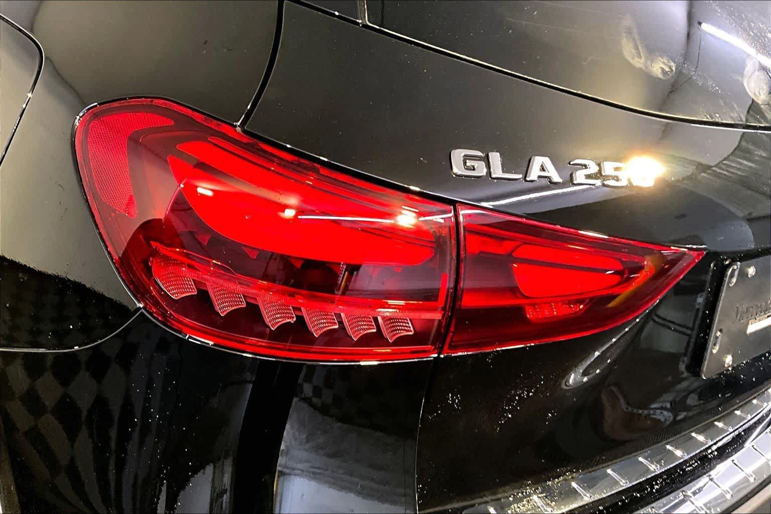 New 2026 Mercedes-Benz GLA 250 4MATIC image 5