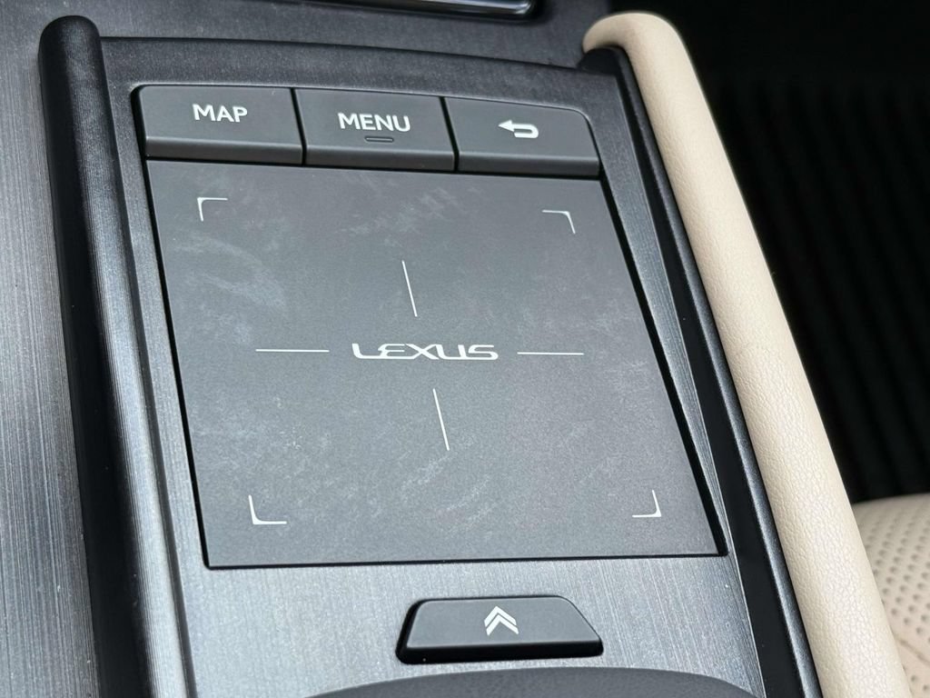 Used 2020 Lexus ES 300h w/ Accessory Package FWD image 23