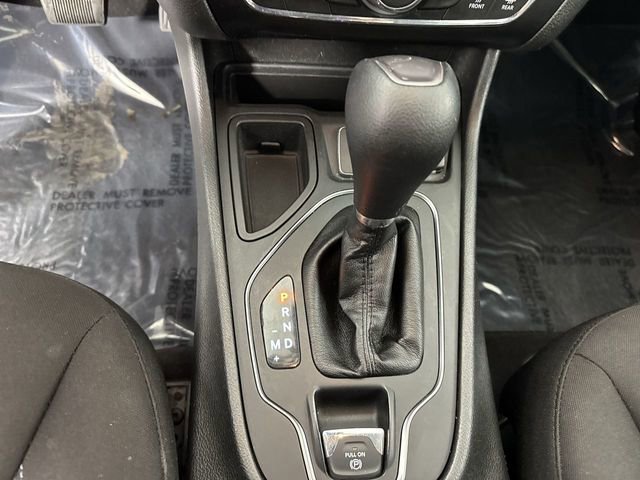 Used 2019 Jeep Cherokee Latitude w/ Cold Weather Group image 17