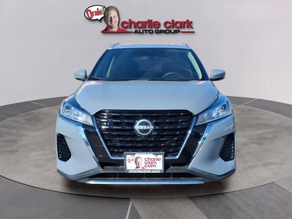 Used 2024 Nissan Kicks SV image 8