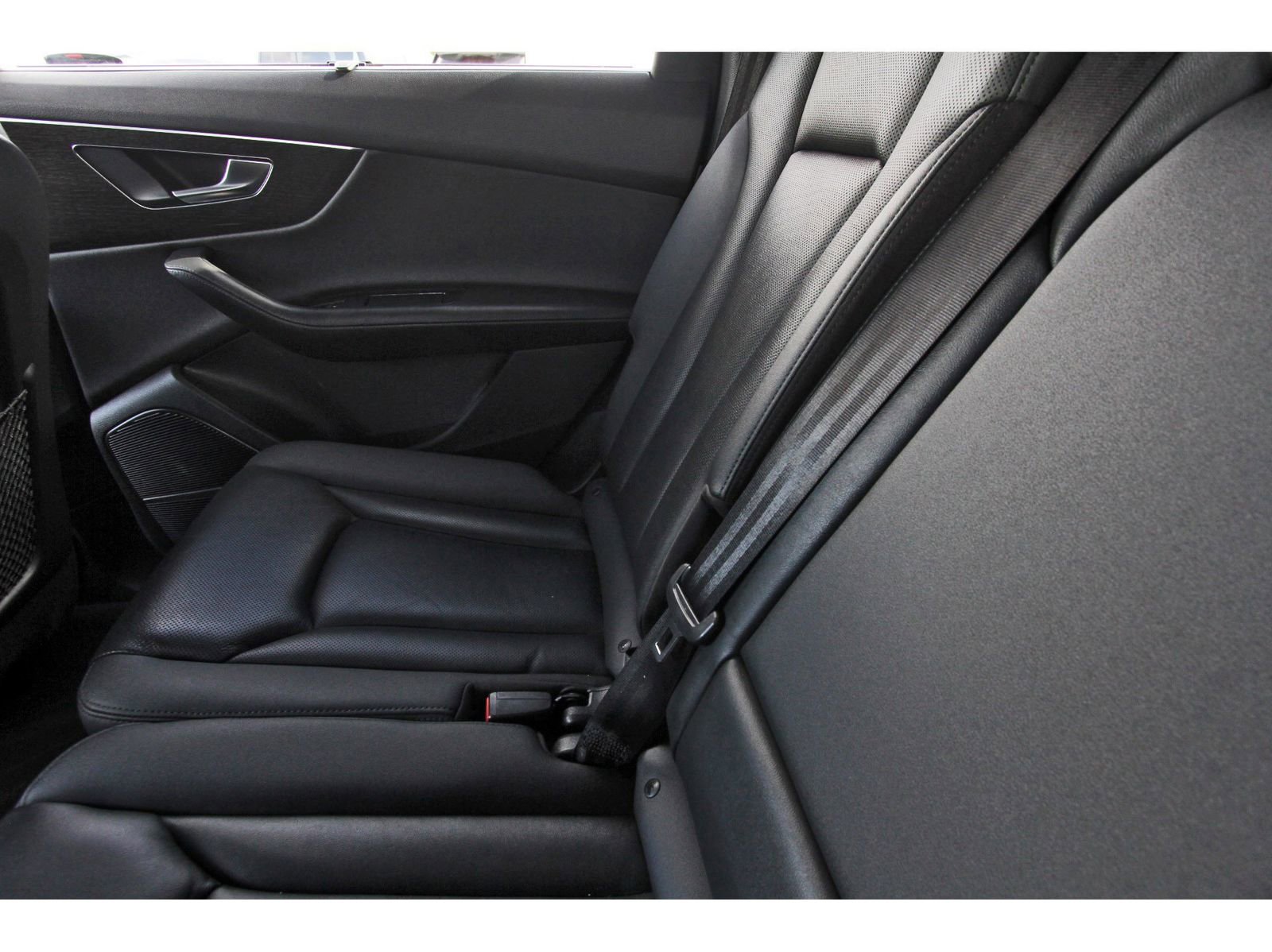 Used 2021 Audi Q7 3.0T Premium Plus w/ Executive Package image 14