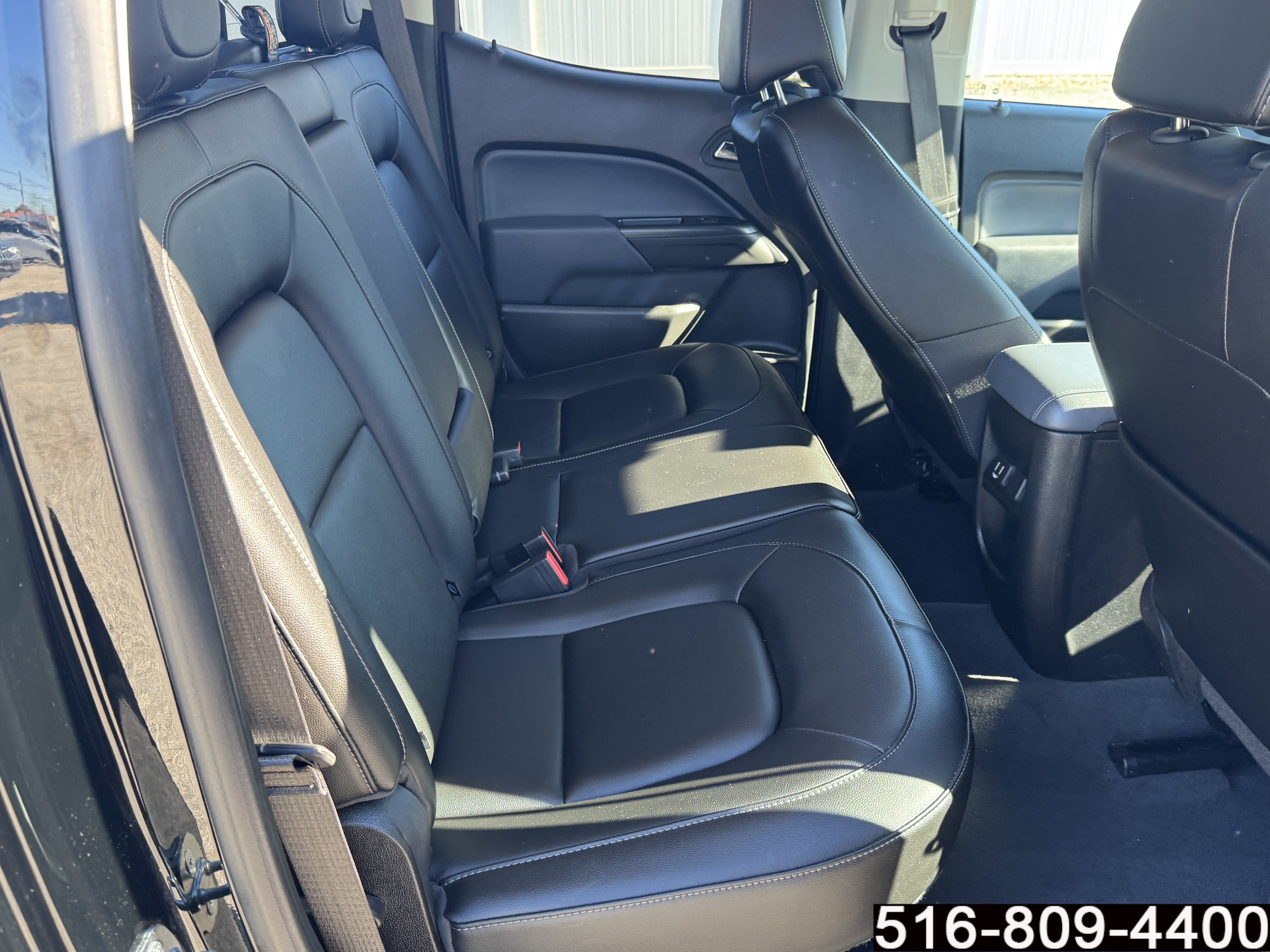 Used 2022 Chevrolet Colorado Z71 AWD/4WD image 30