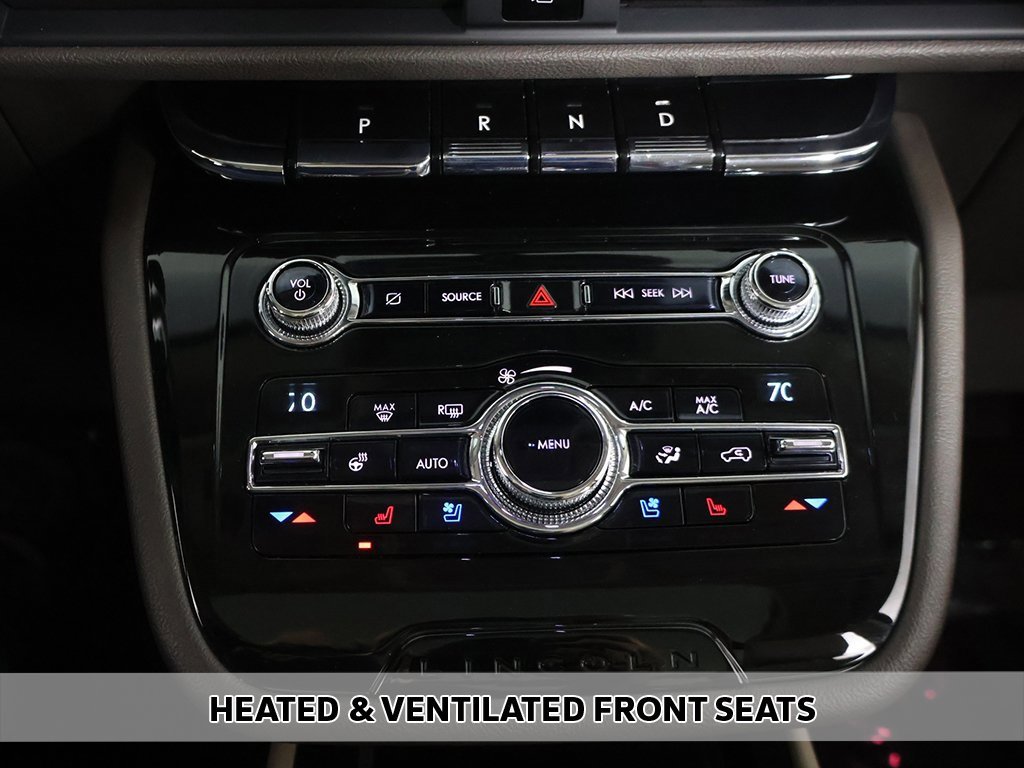 Used 2020 Lincoln Corsair AWD w/ Premium Package image 8