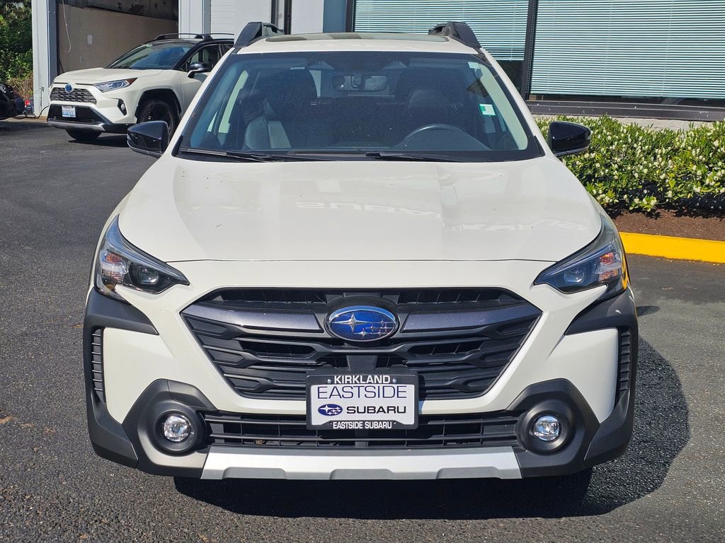 Used 2023 Subaru Outback Limited XT AWD/4WD image 2
