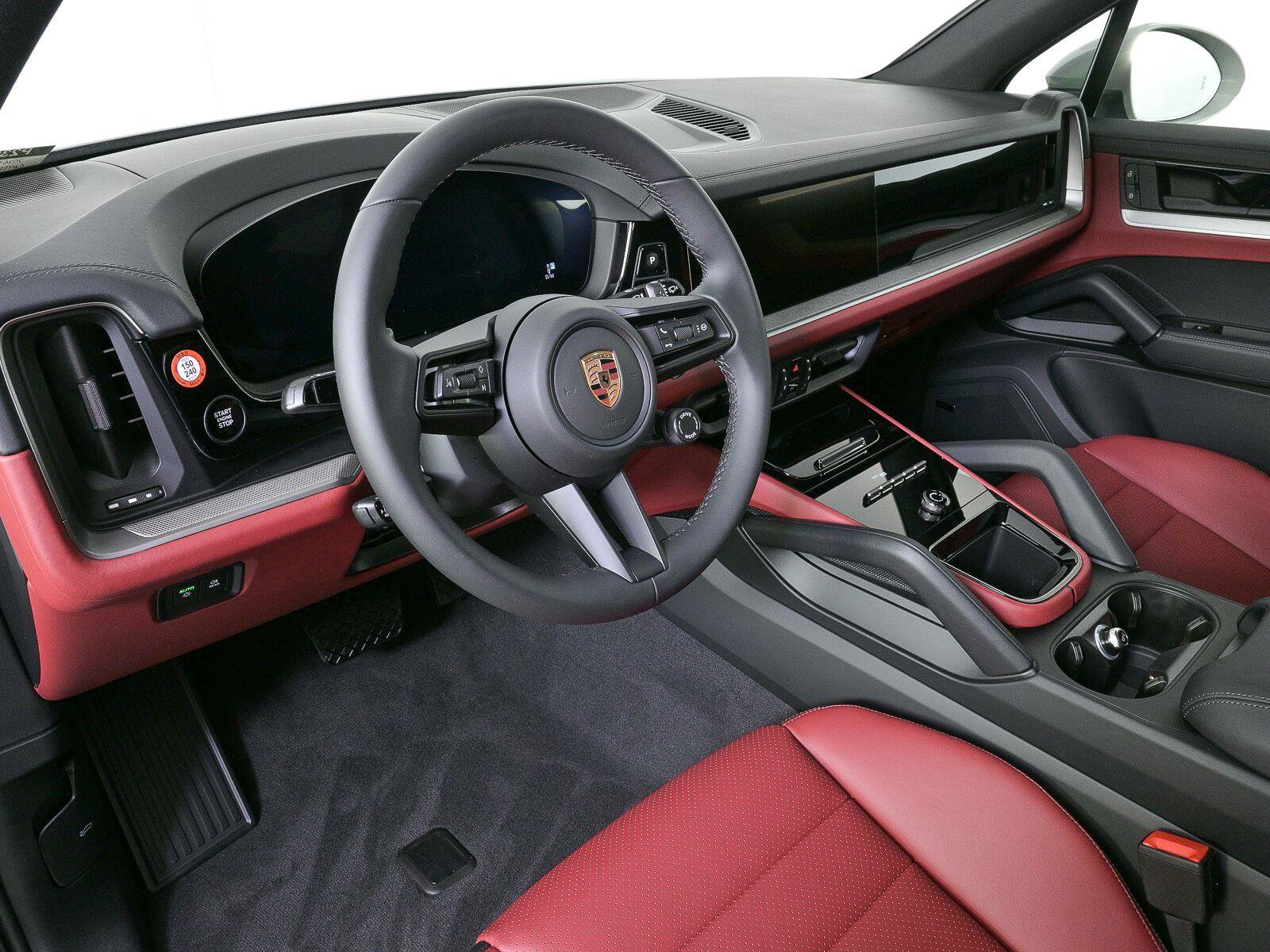 New 2026 Porsche Cayenne AWD/4WD image 4