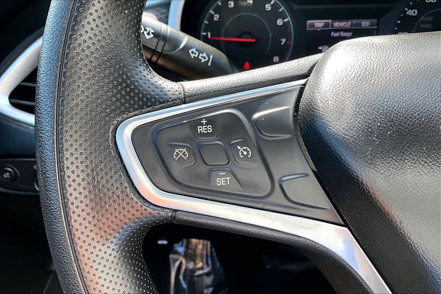 Used 2022 Chevrolet Malibu LT image 17