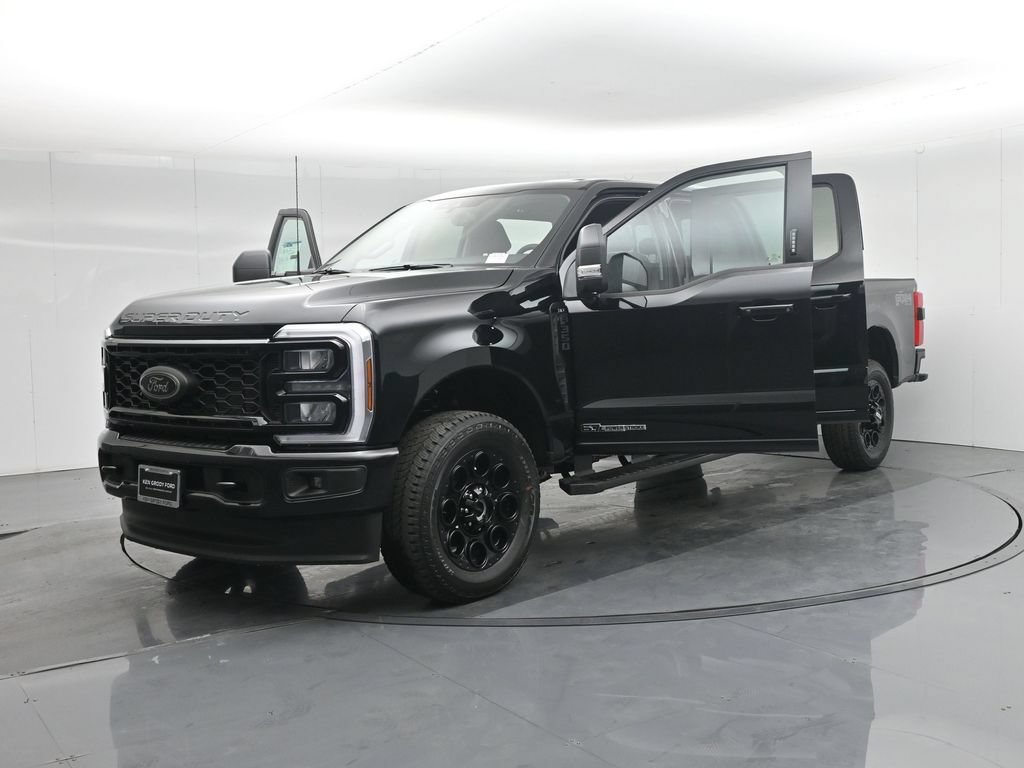 New 2026 Ford F350 XLT w/ XLT Premium Package AWD/4WD image 31