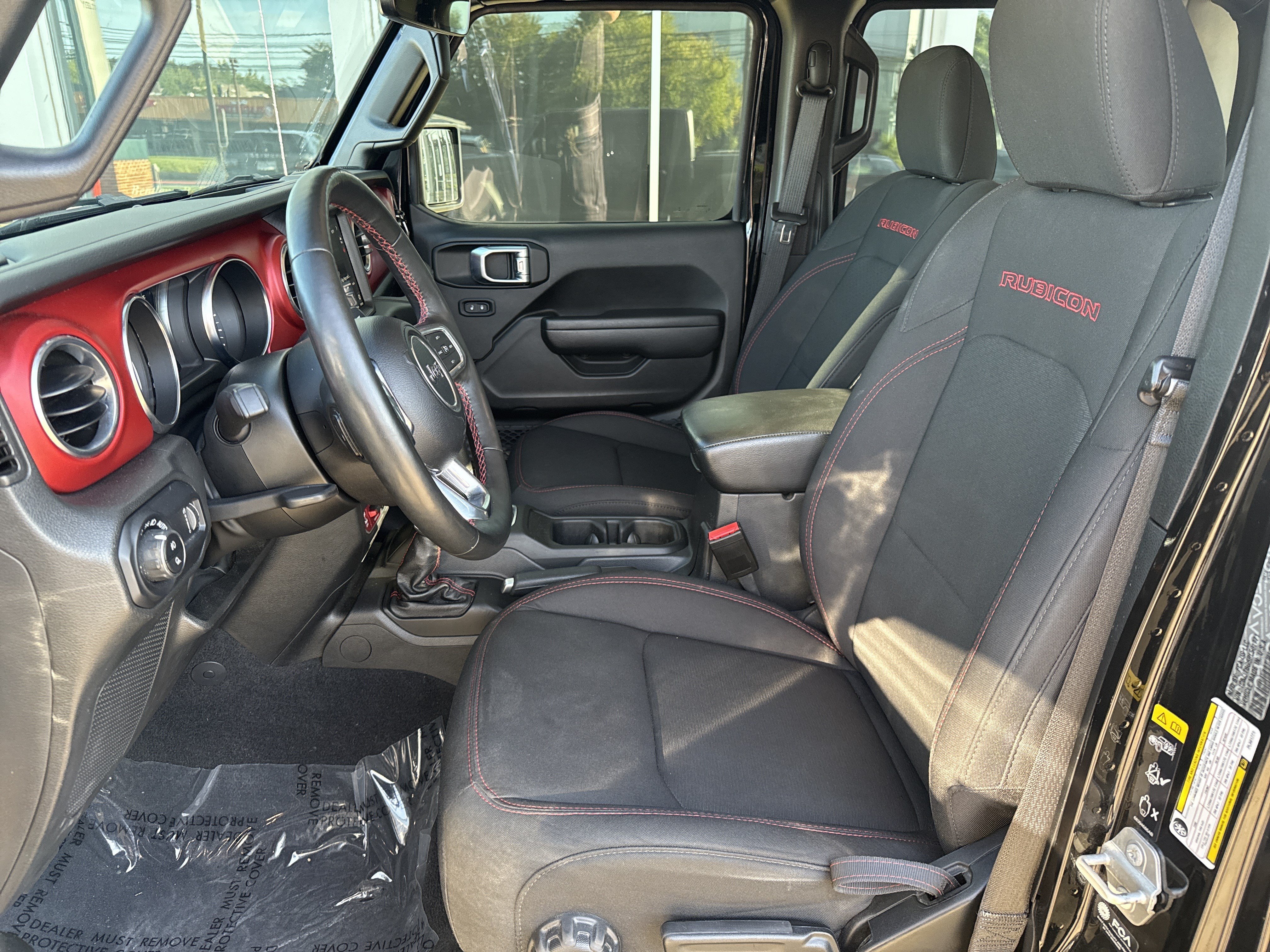 Used 2023 Jeep Gladiator Rubicon w/ Cold Weather Group AWD/4WD image 15