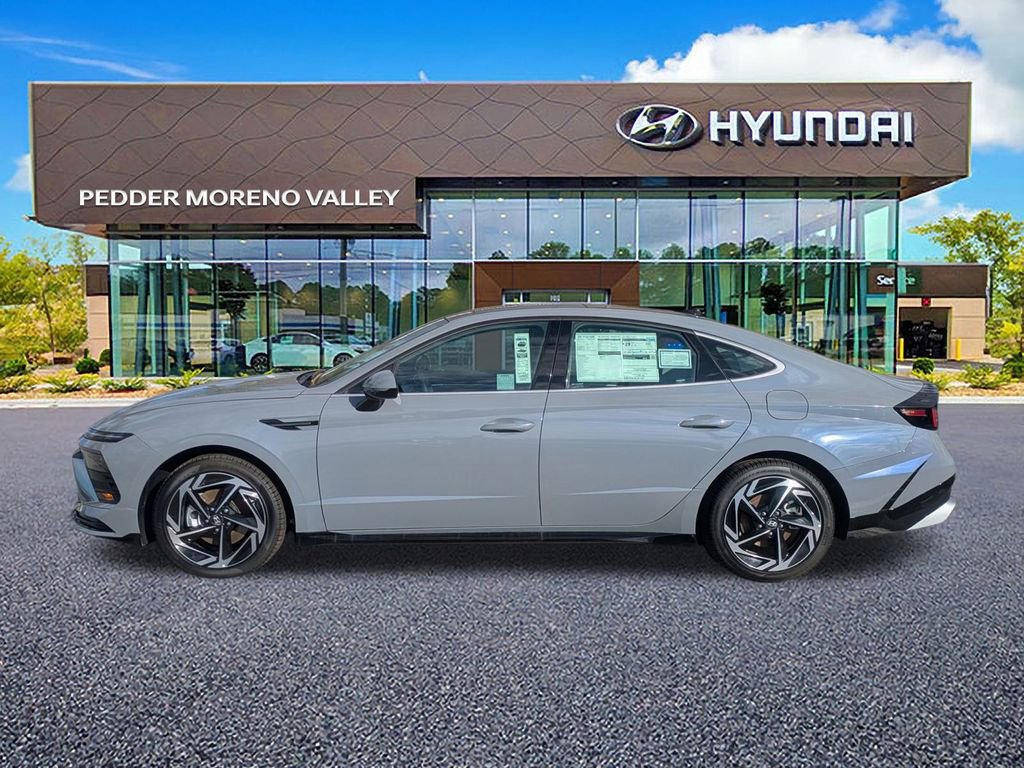 New 2025 Hyundai Sonata SEL image 6