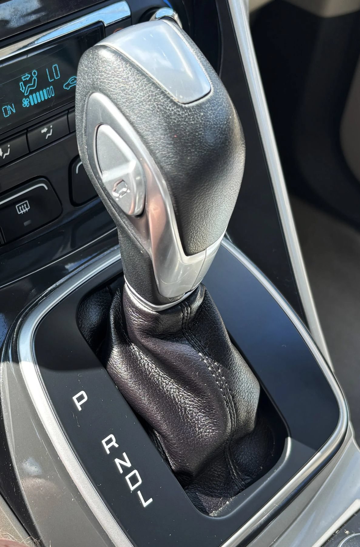 Used 2014 Ford C-MAX SEL w/ Equipment Group 302A FWD image 26