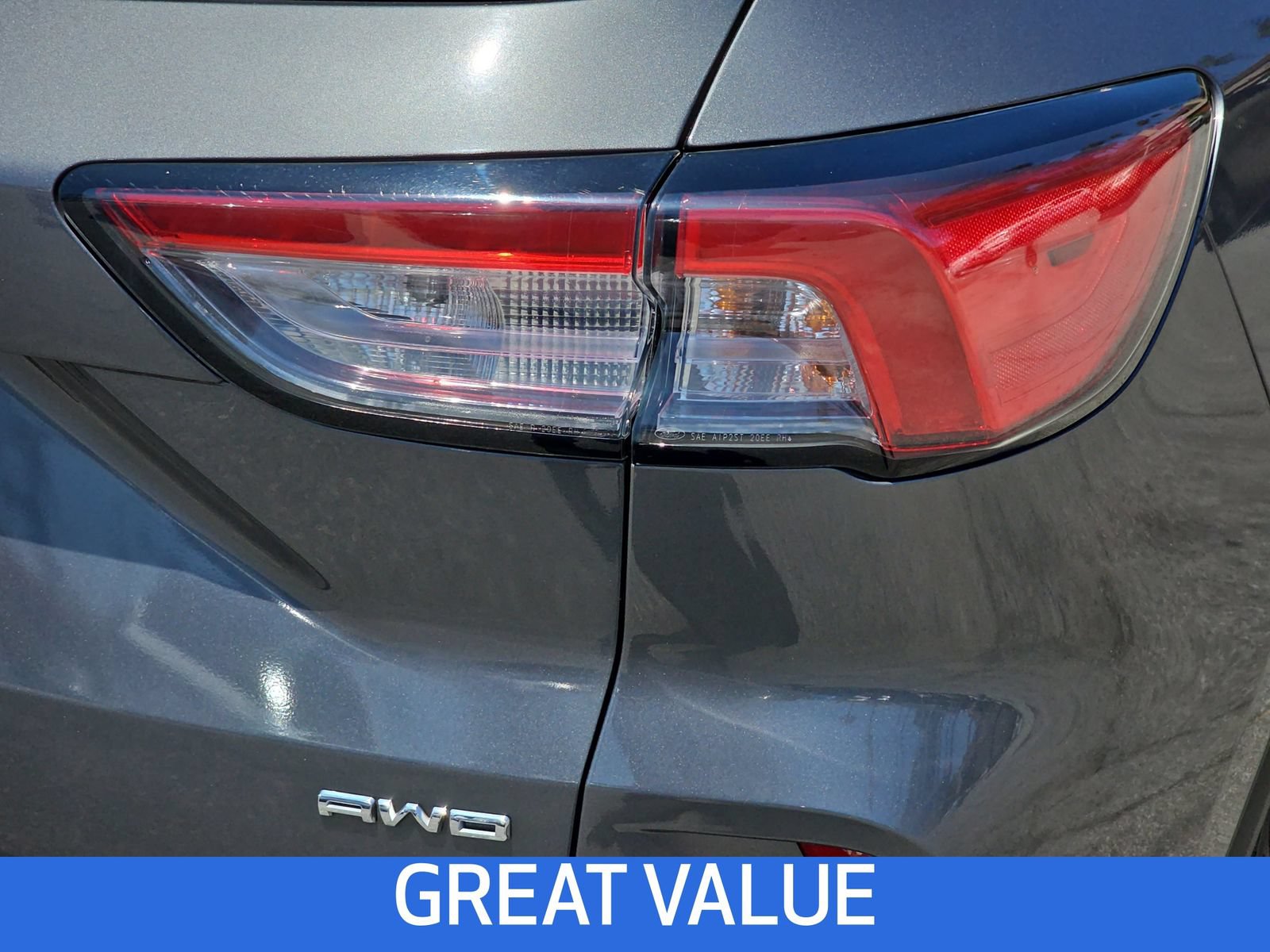 Used 2022 Ford Escape SEL AWD/4WD image 34