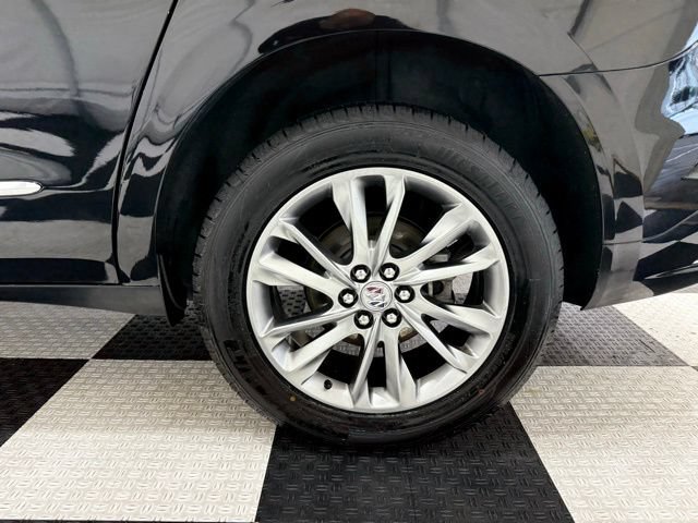 Used 2023 Buick Enclave Avenir w/ Avenir Technology Package AWD/4WD image 12