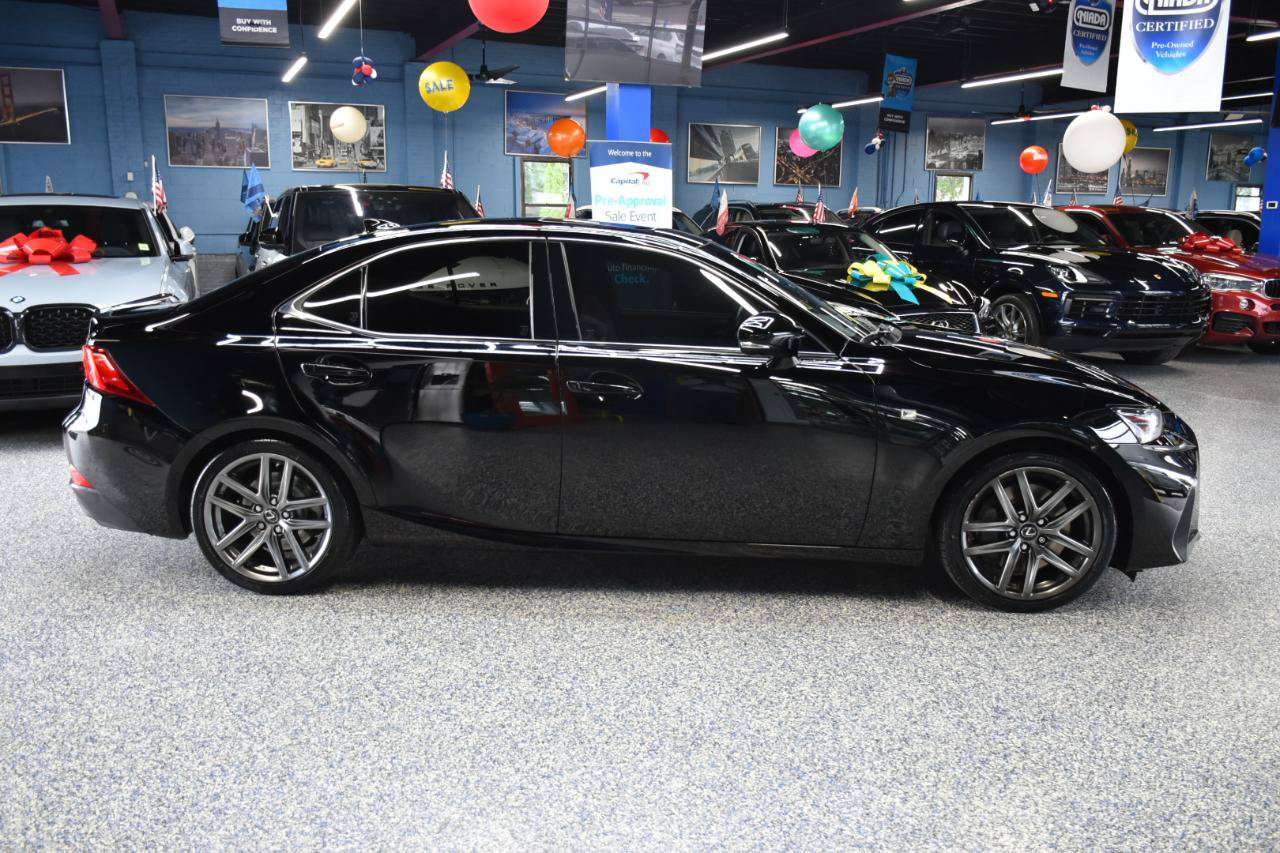 Used 2018 Lexus IS 350 AWD image 2