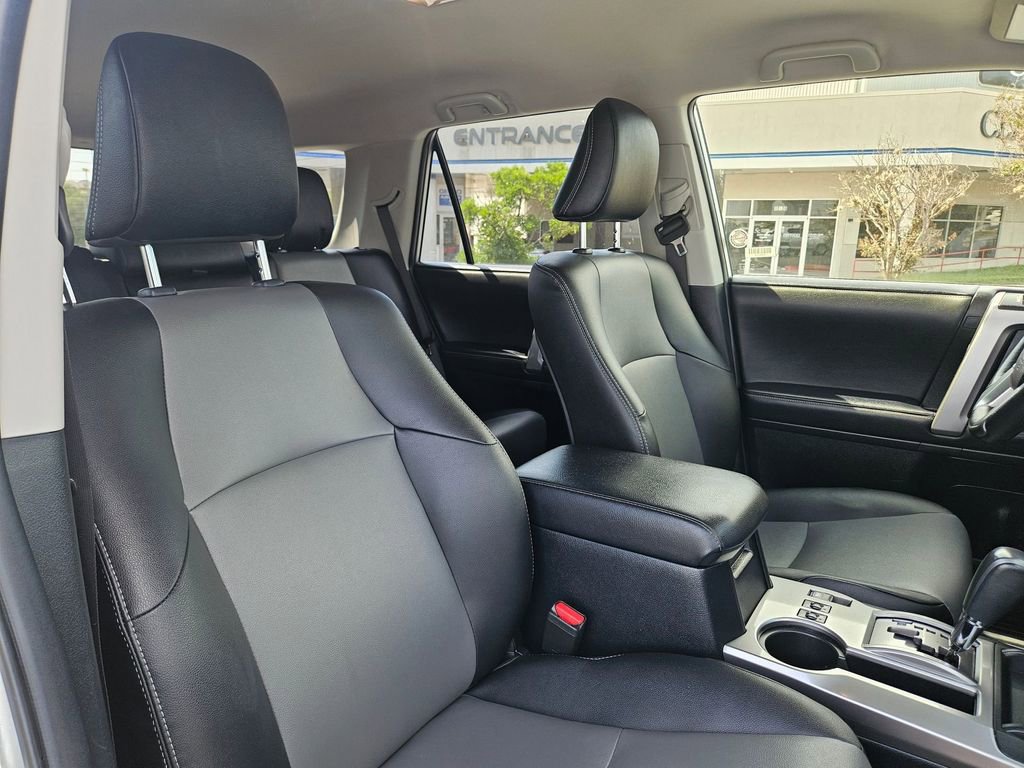 Used 2024 Toyota 4Runner SR5 Premium image 32