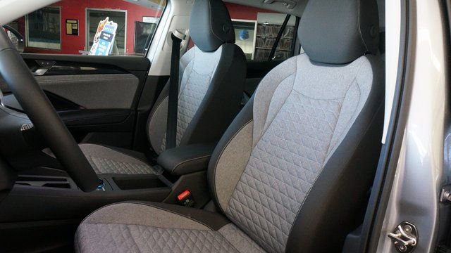 New 2026 Volkswagen Tiguan S image 5