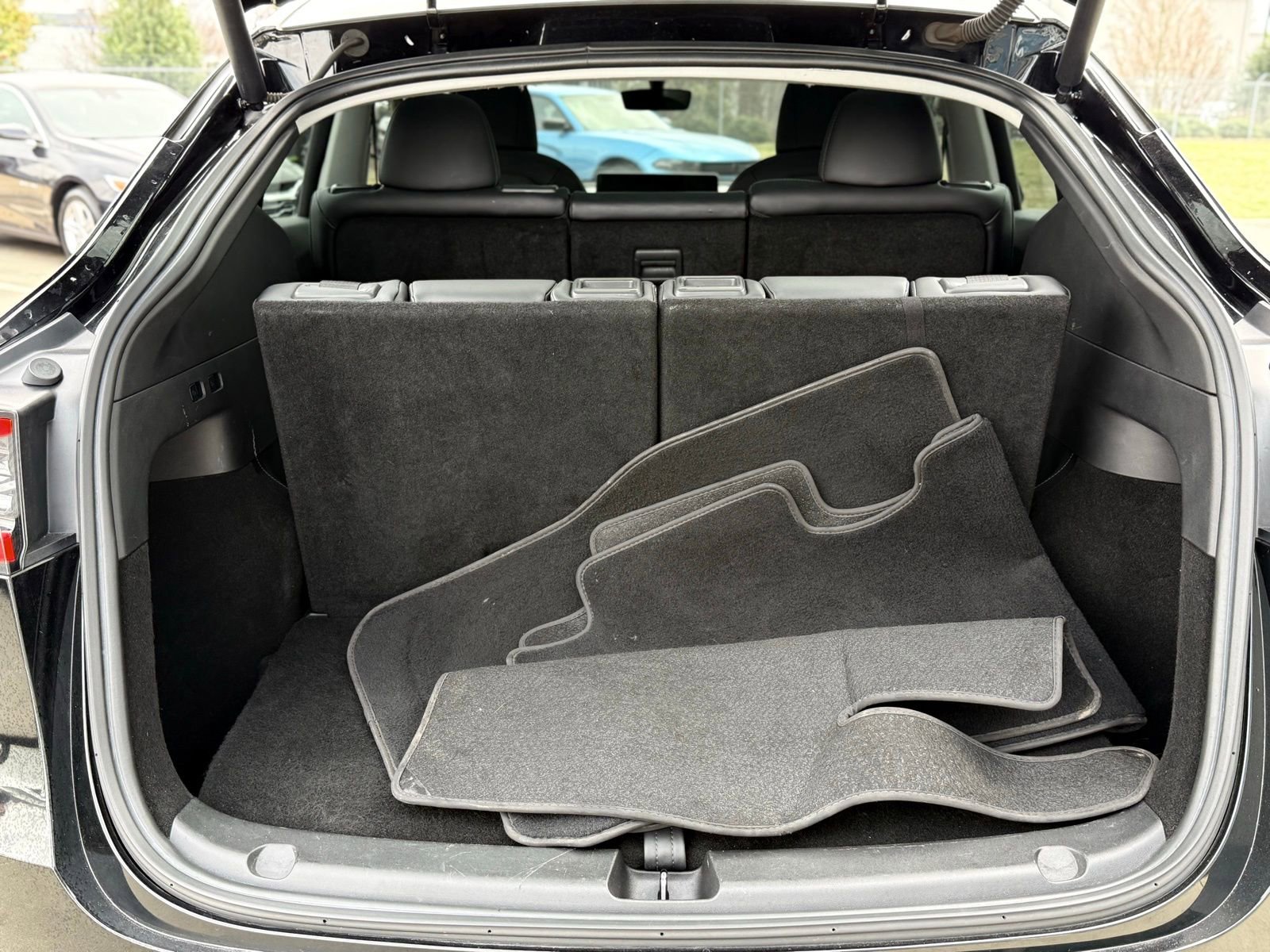 Used 2022 Tesla Model Y Long Range image 65