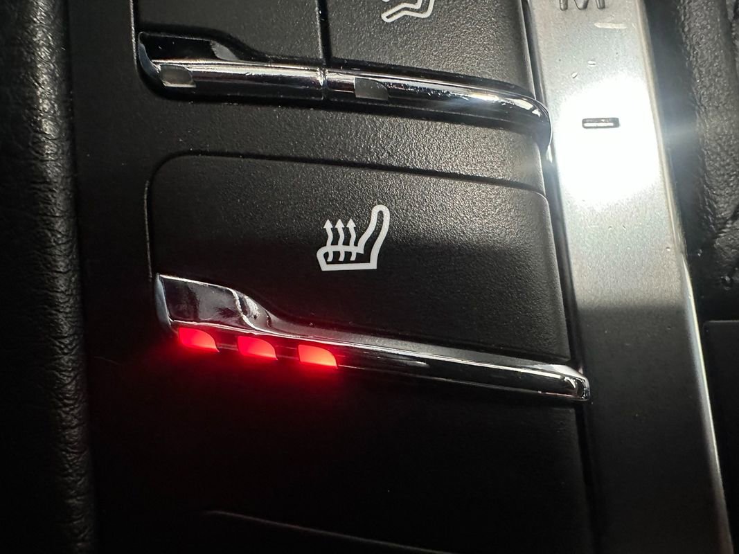 Used 2017 Porsche Macan image 22