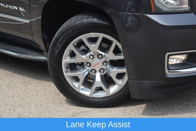 Used 2017 GMC Yukon XL SLT w/ Open Road Package AWD/4WD image 31