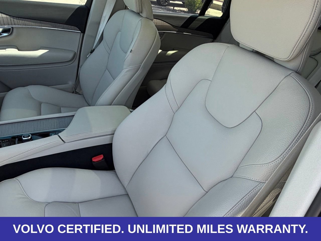 Certified 2025 Volvo XC90 T8 Plus AWD/4WD image 26