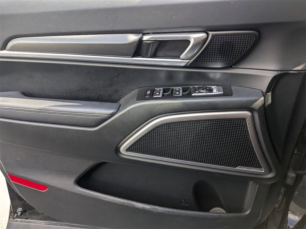 Used 2025 Kia Telluride S image 22