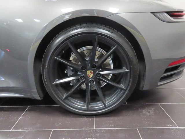 Used 2022 Porsche 911 Carrera image 14