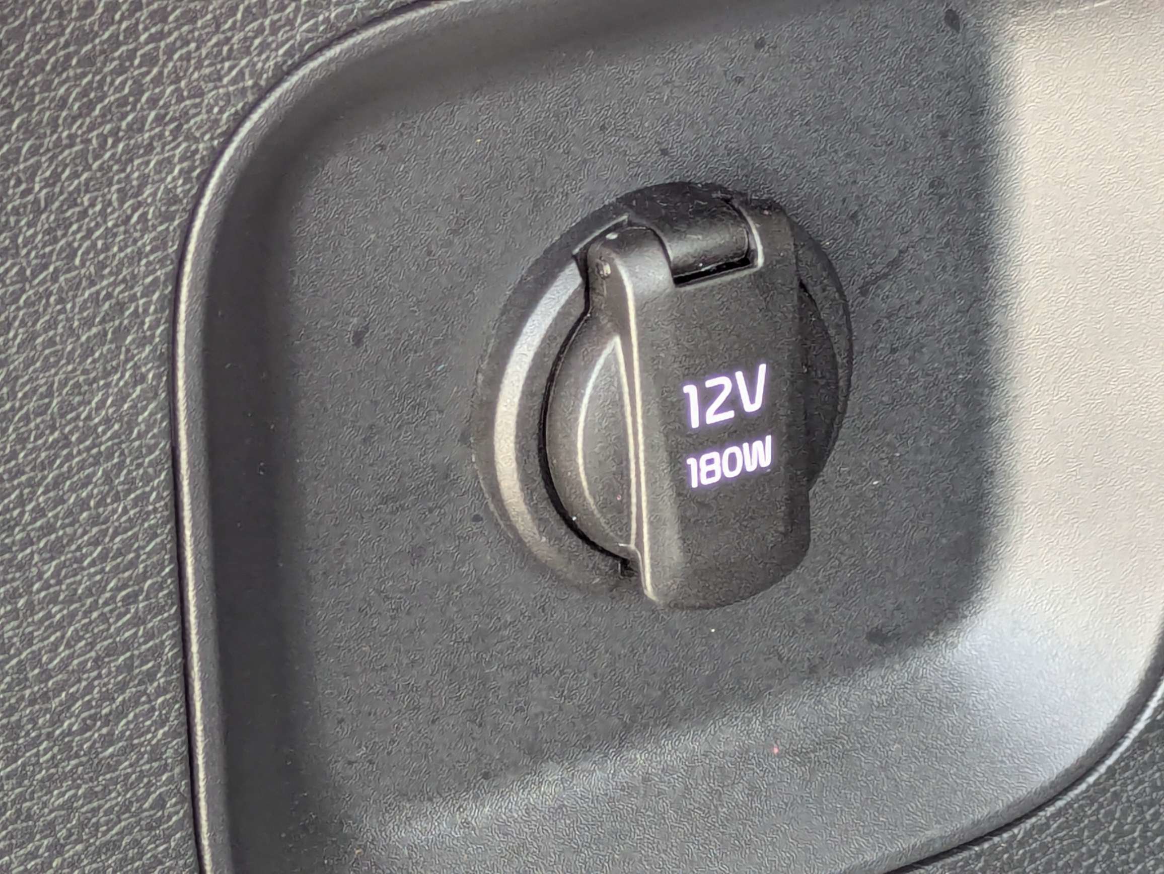 Certified 2023 Kia Sportage EX FWD image 15