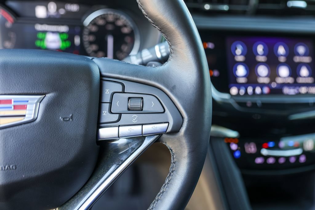 Used 2022 Cadillac XT6 Premium Luxury FWD image 13