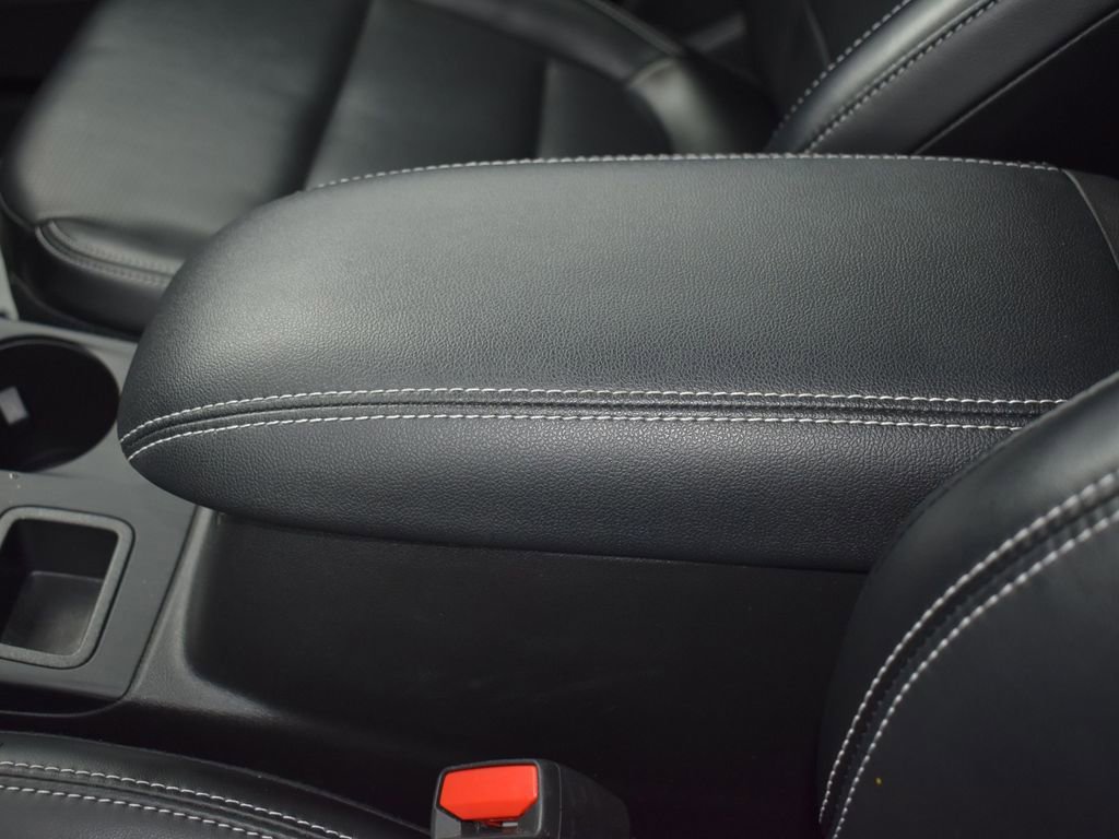 Used 2024 Ford Escape Platinum image 35