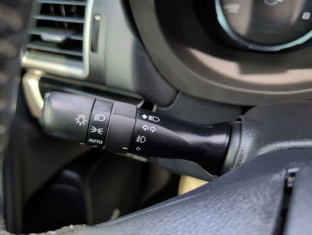 Used 2018 Subaru Forester 2.5i Touring w/ Popular Package #2 image 26