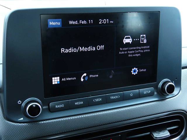 Used 2023 Hyundai Kona SE image 27