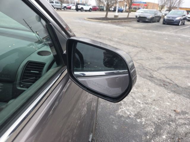 Used 2011 Honda CR-V SE image 4