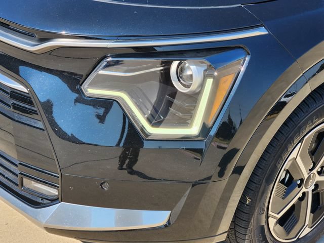 Certified 2024 Kia Niro FWD image 9