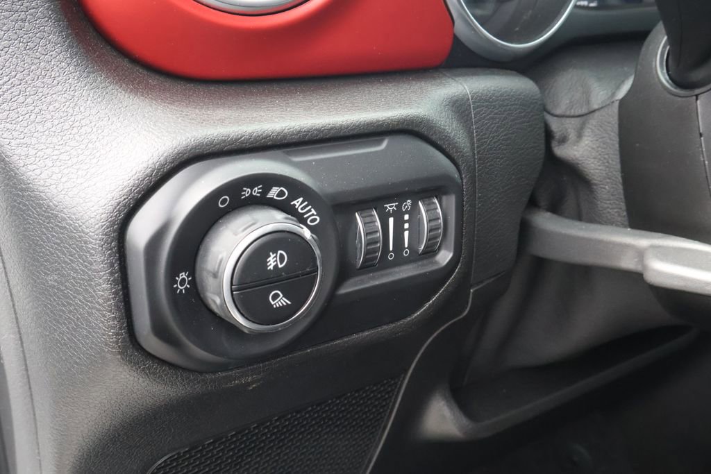 Used 2021 Jeep Gladiator Rubicon AWD/4WD image 15