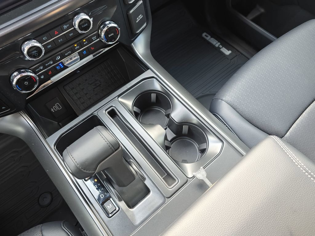 New 2026 Ford F150 Lariat w/ Equipment Group 502A High image 30