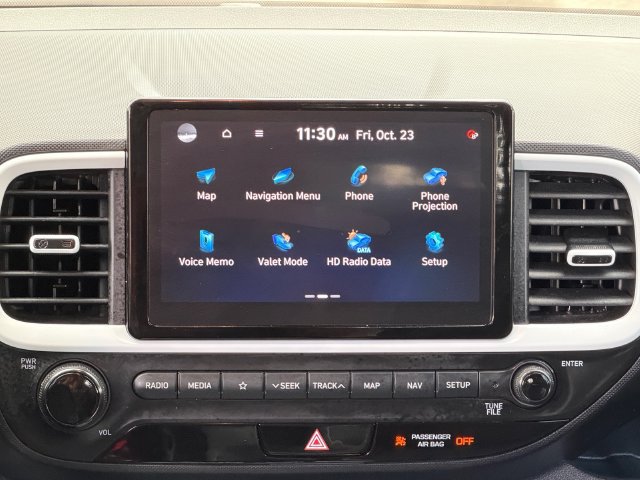 Used 2022 Hyundai Venue Limited w/ Cargo Package FWD image 15
