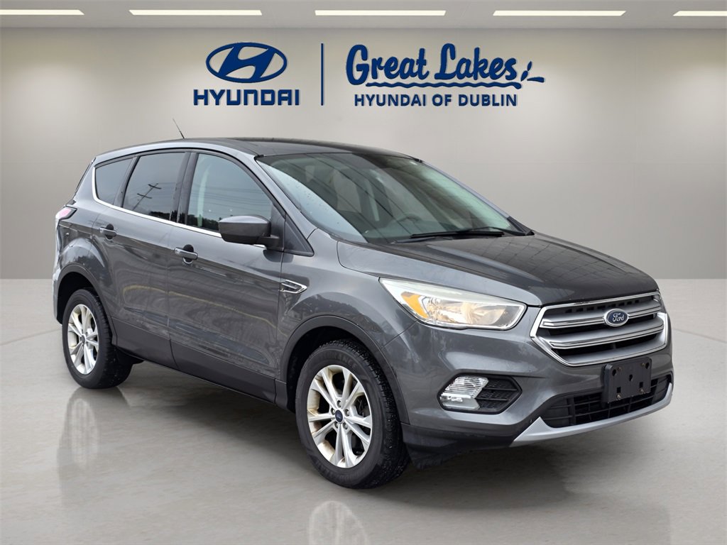 Used 2017 Ford Escape SE image 7