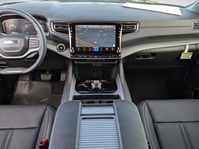 New 2026 Jeep Grand Wagoneer Limited w/ 8-Passenger Seating Package AWD/4WD image 15