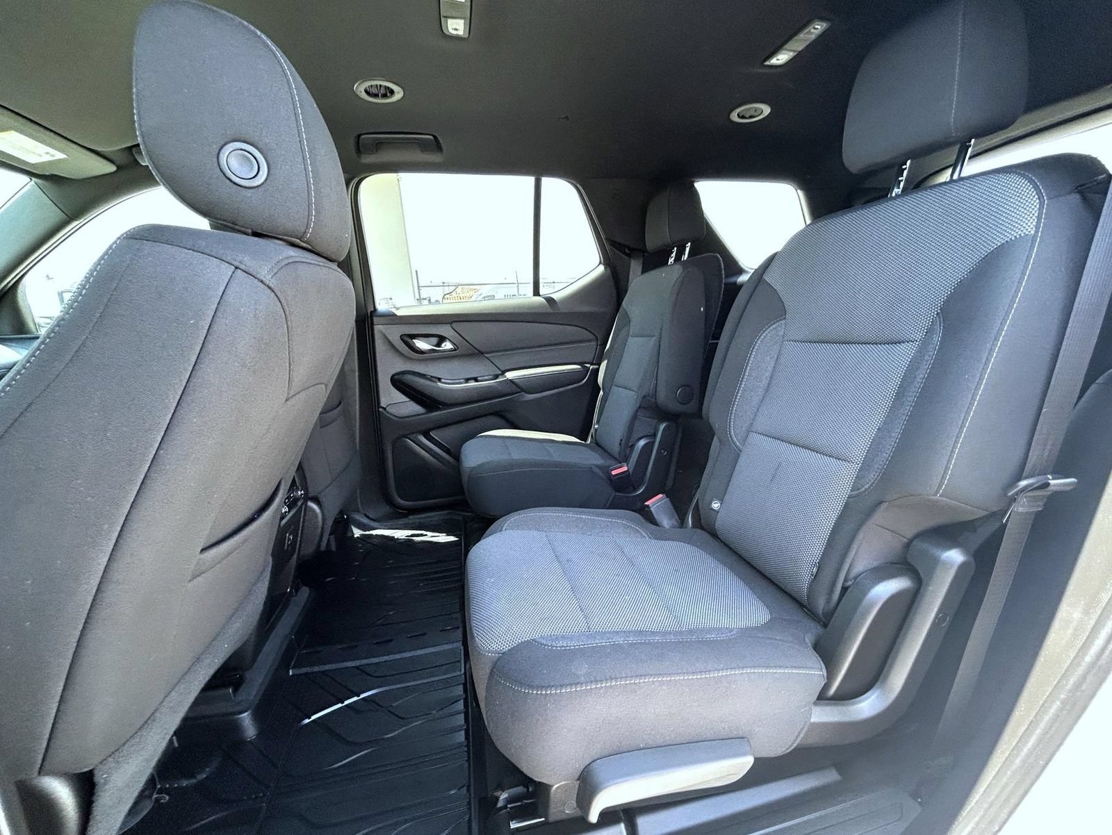 Certified 2023 Chevrolet Traverse LT w/ LPO, Floor Liner Package AWD/4WD image 21