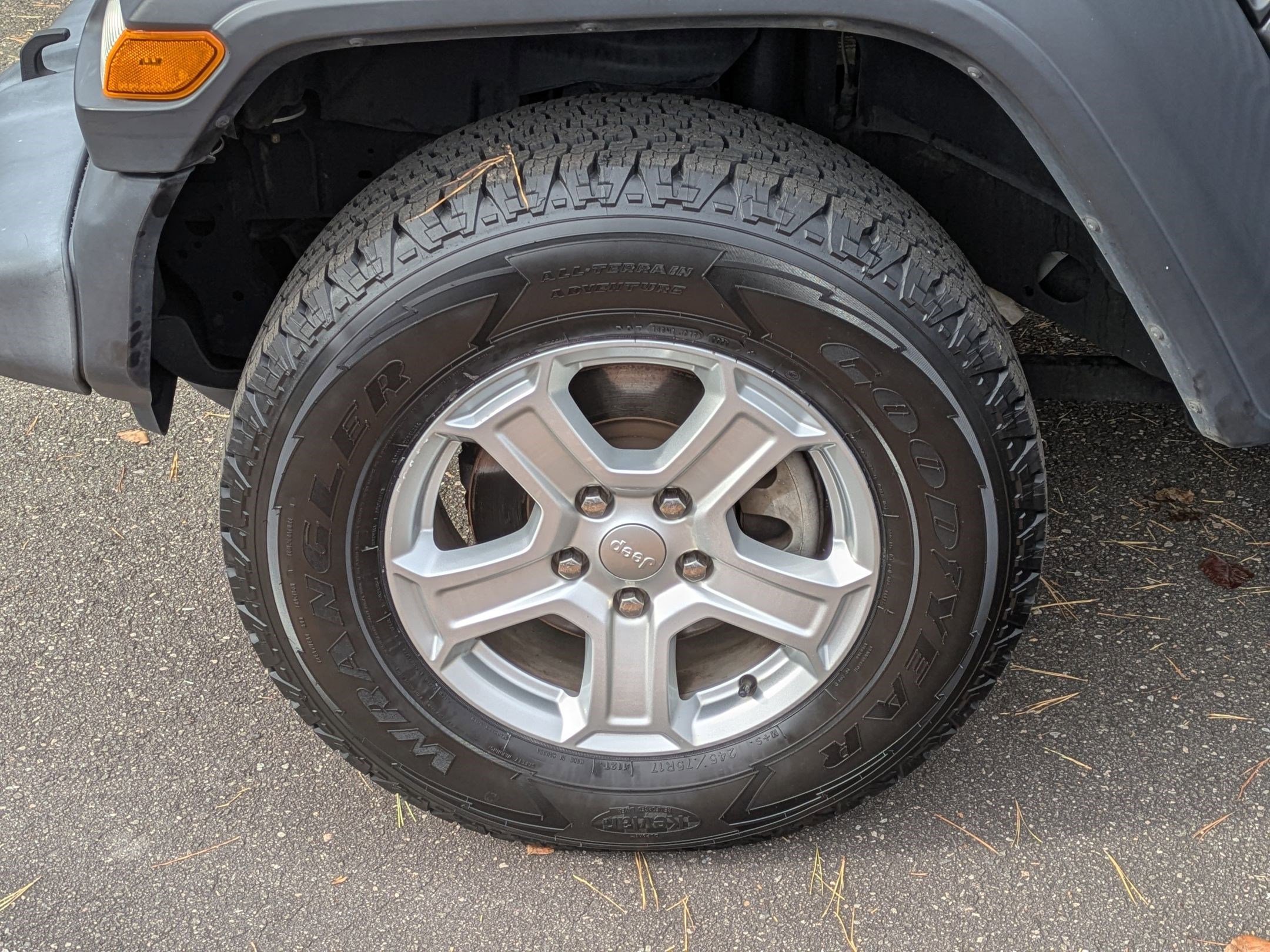 Used 2018 Jeep Wrangler Unlimited Sport S image 24