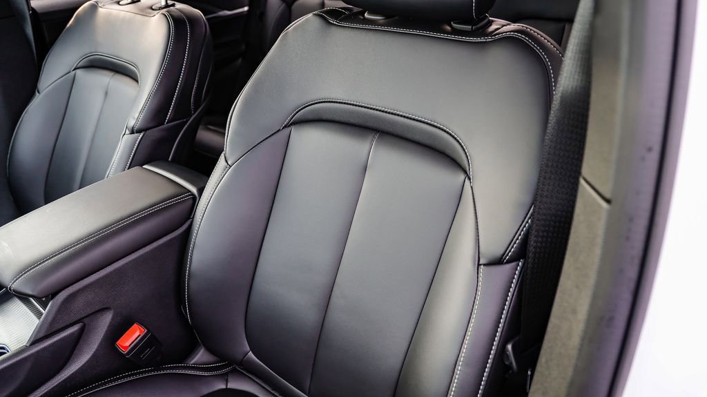 New 2026 Jeep Grand Cherokee Limited AWD/4WD image 30