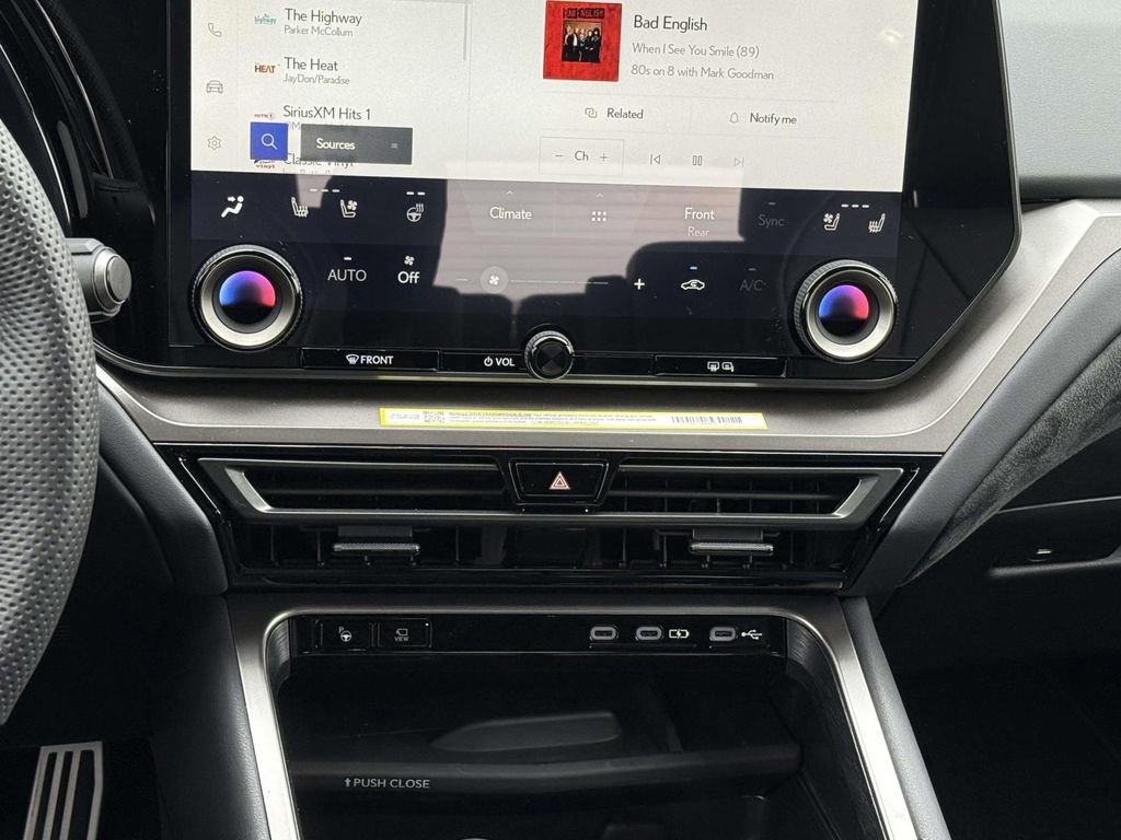 Used 2026 Lexus TX 500h AWD w/ Technology Package image 20