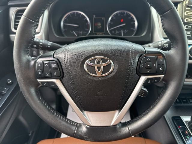 Used 2019 Toyota Highlander Limited Platinum AWD/4WD image 20