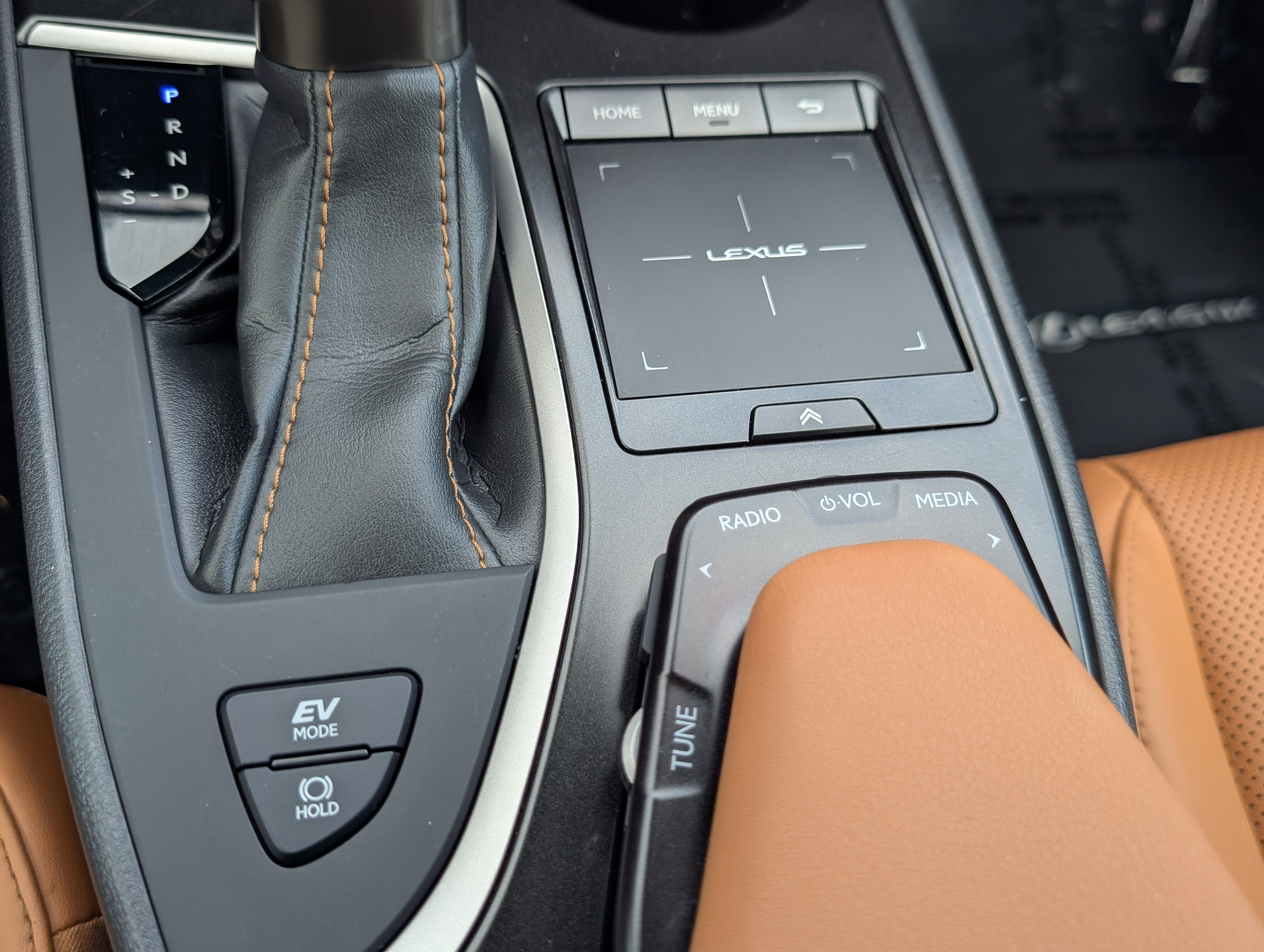 Certified 2021 Lexus UX 250h w/ Premium Package AWD/4WD image 24